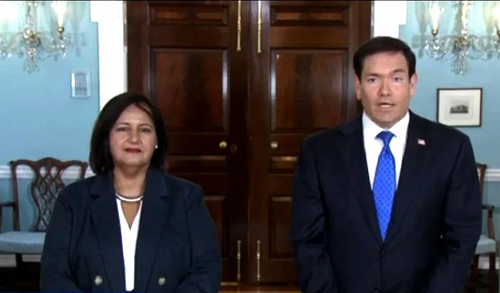 Rubio-y-Dinorah-T1