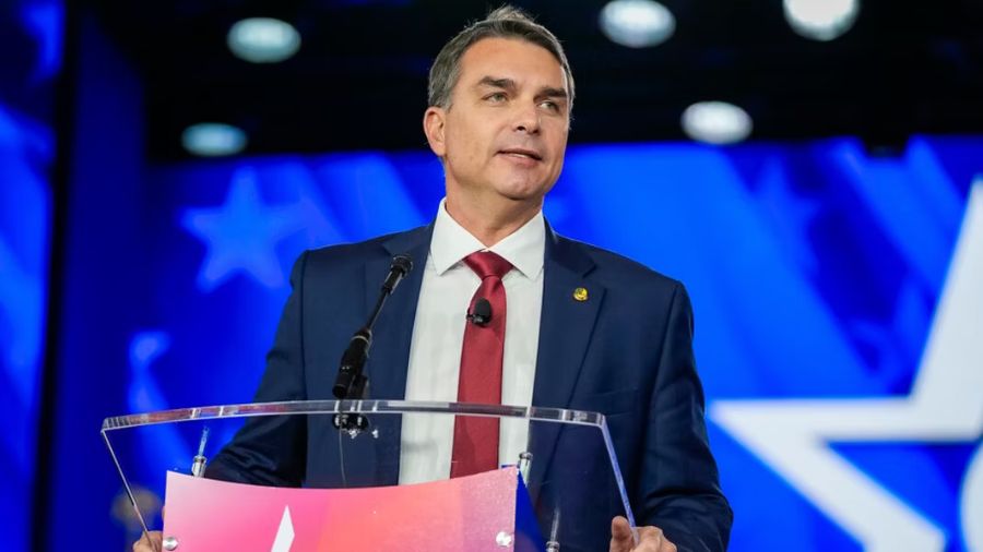 flavio-bolsonaro-900x506jpg-70159